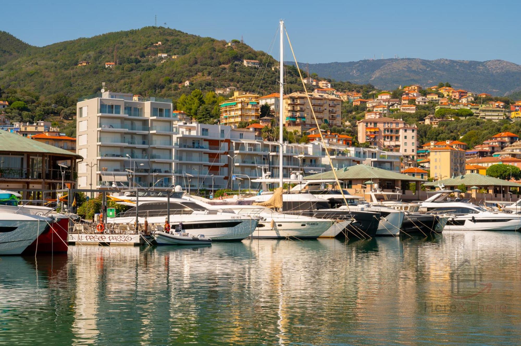 Garden & Sea View - Free Beach Access And Garage - Wifi Varazze Exterior foto