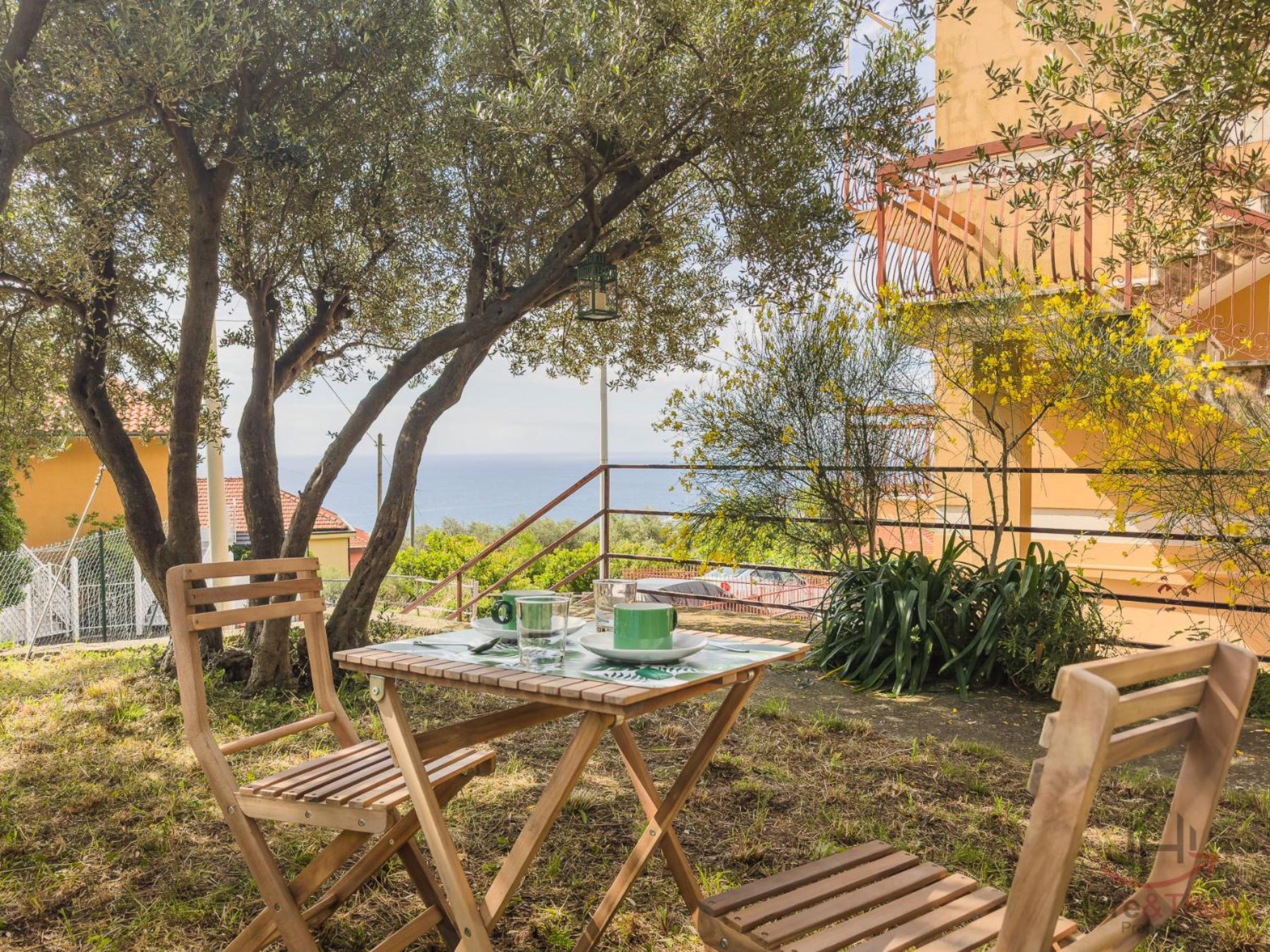 Garden & Sea View - Free Beach Access And Garage - Wifi Varazze Exterior foto