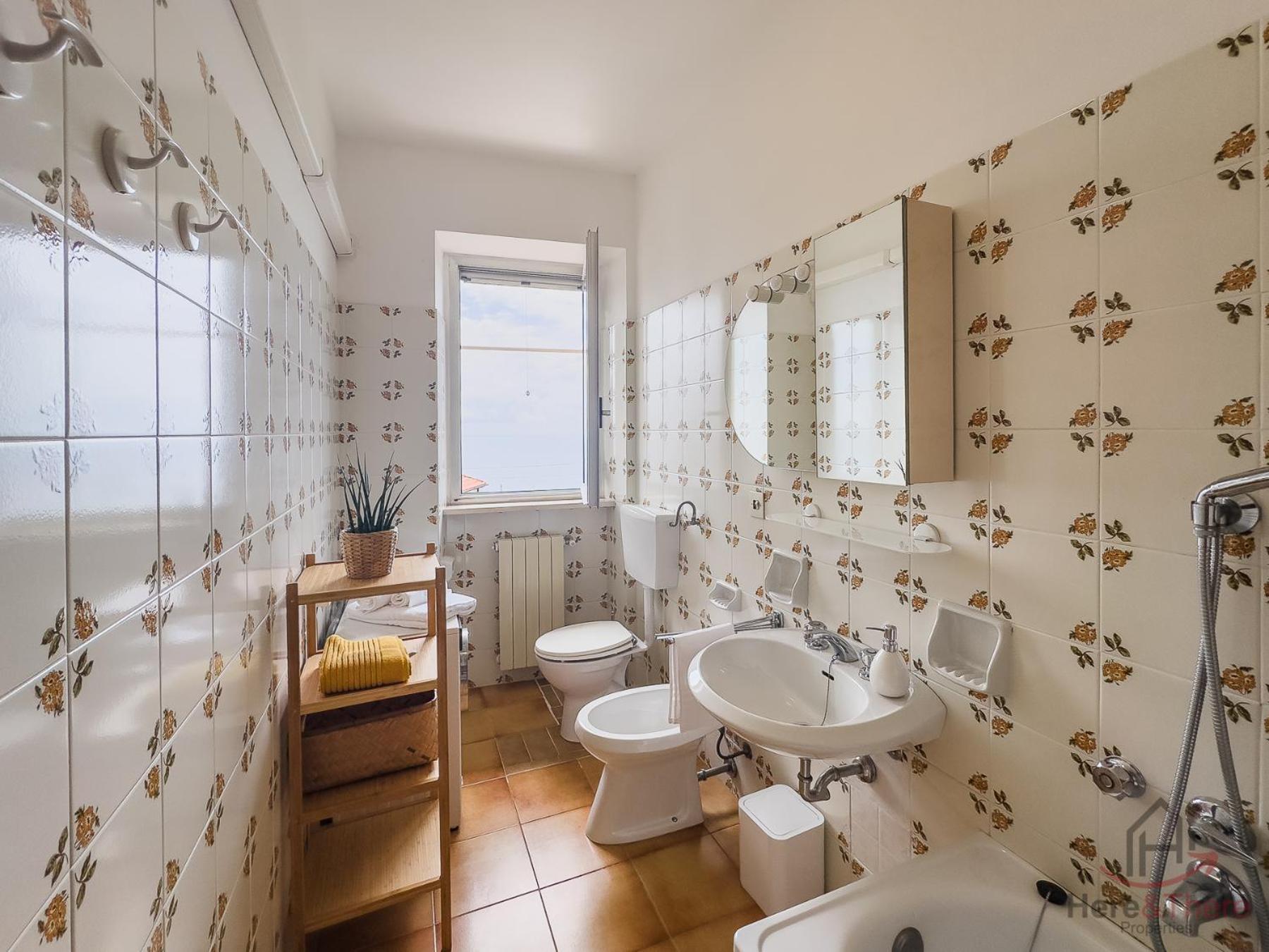 Garden & Sea View - Free Beach Access And Garage - Wifi Varazze Exterior foto